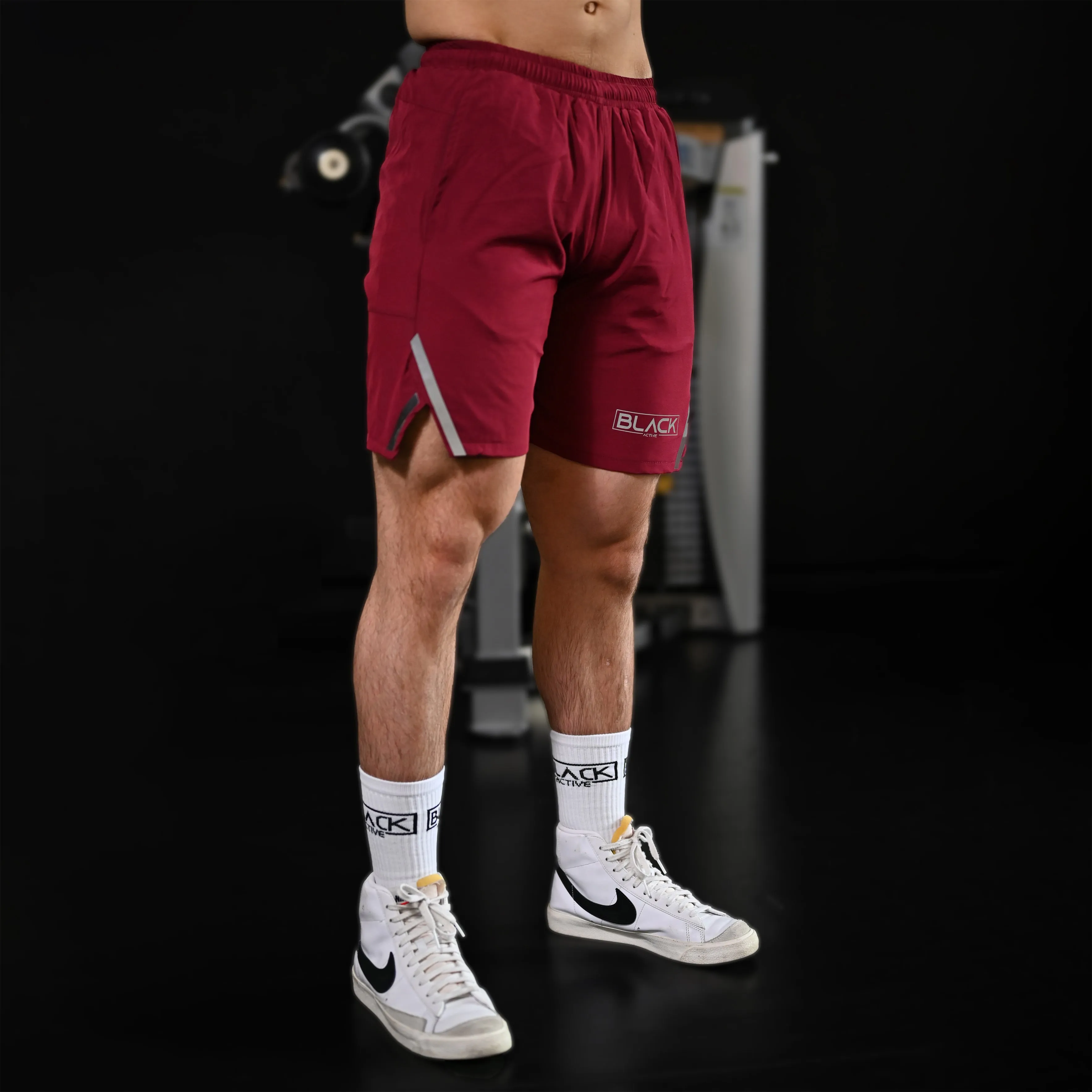 PERFORMANCE SHORTS MAROON