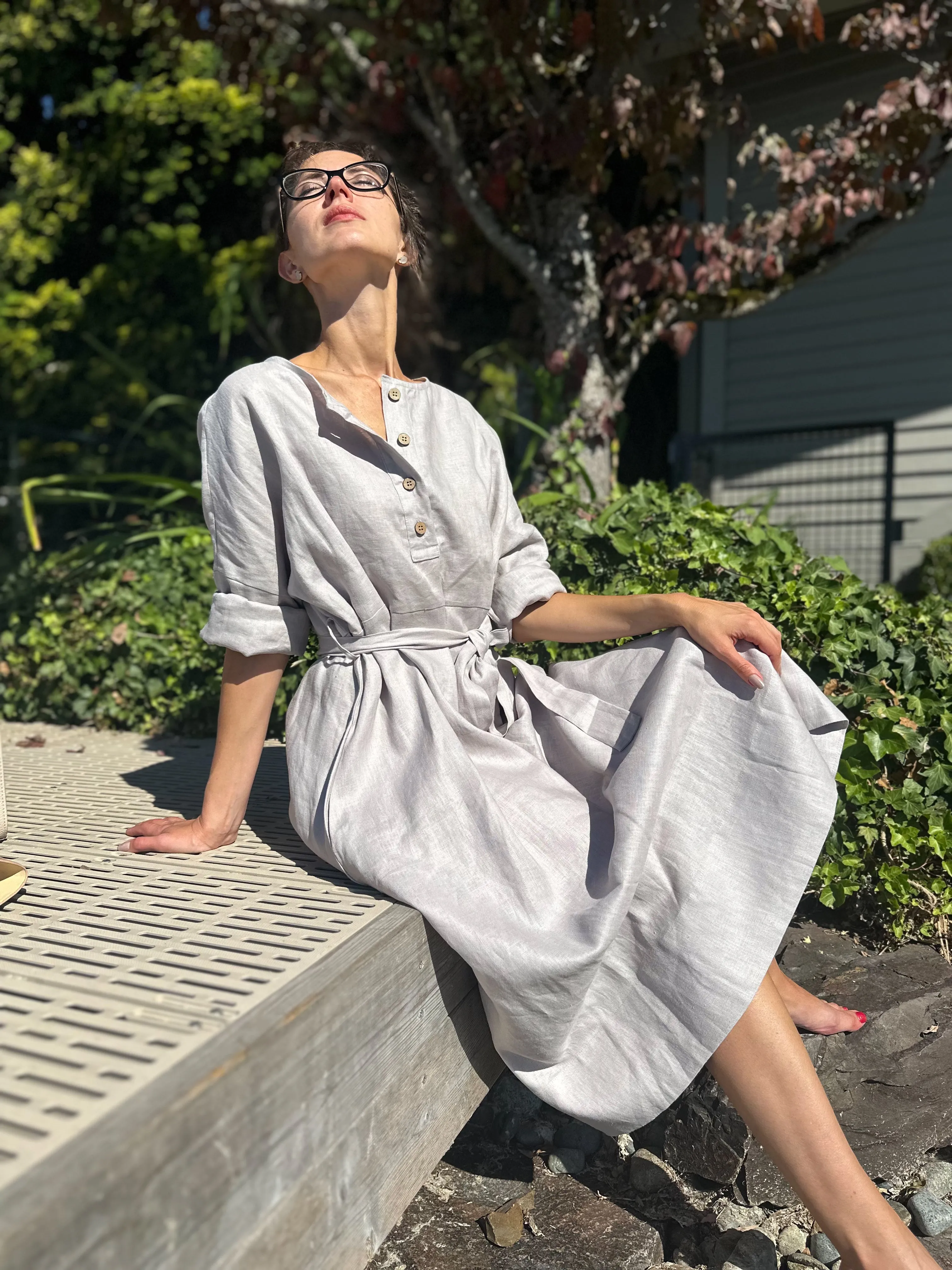 Vintage Linen Light Gray Dress with long Sleeves