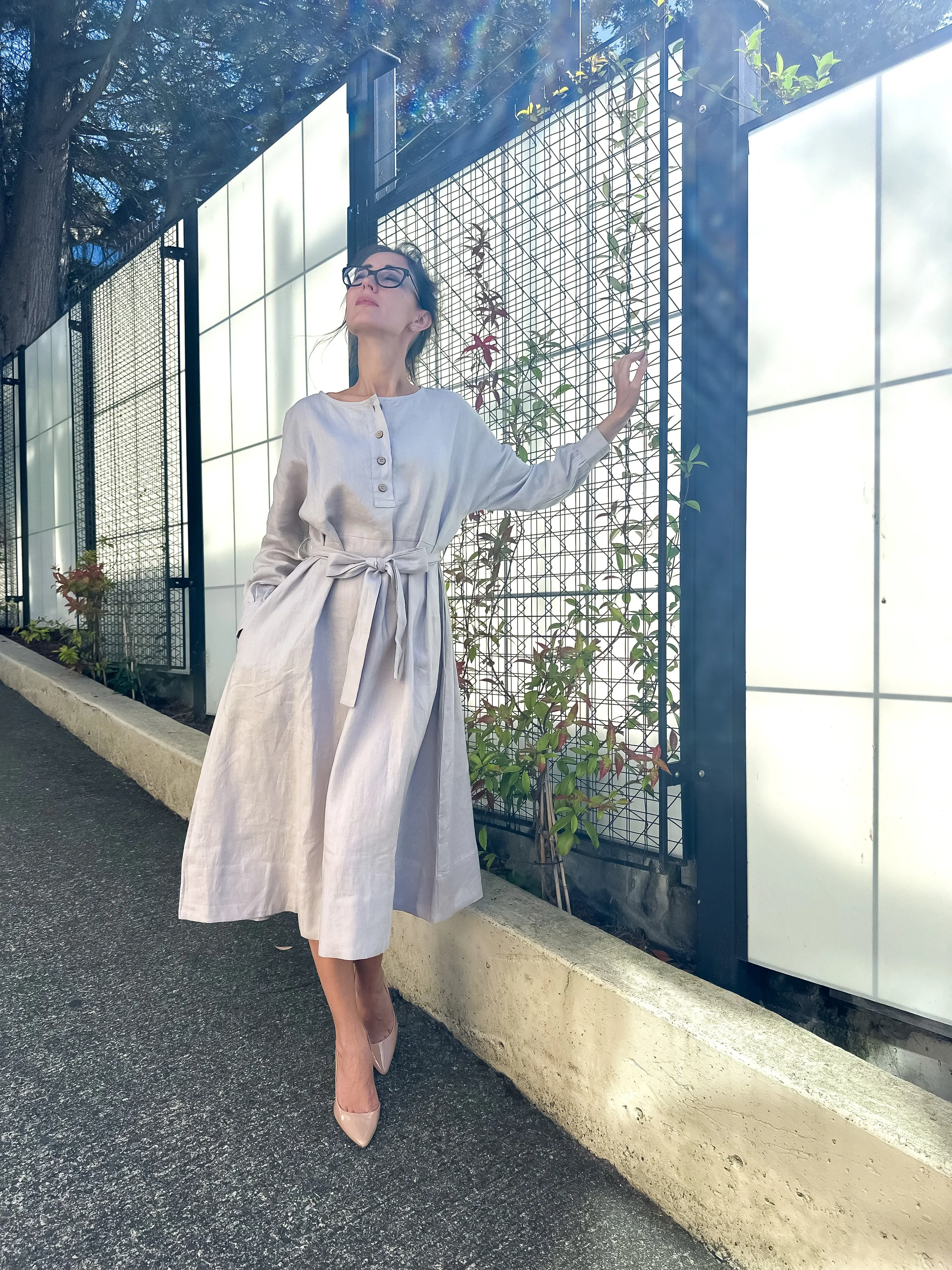 Vintage Linen Light Gray Dress with long Sleeves