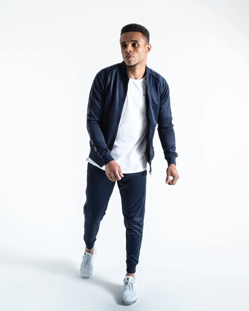 WHITAKER JACKET - NAVY